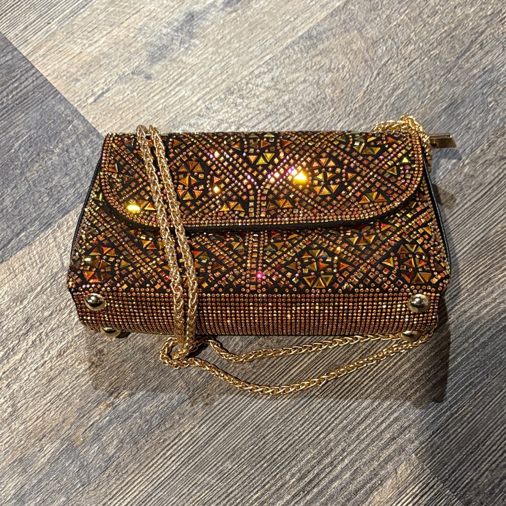 Elegant Gold and Black Women's Bag